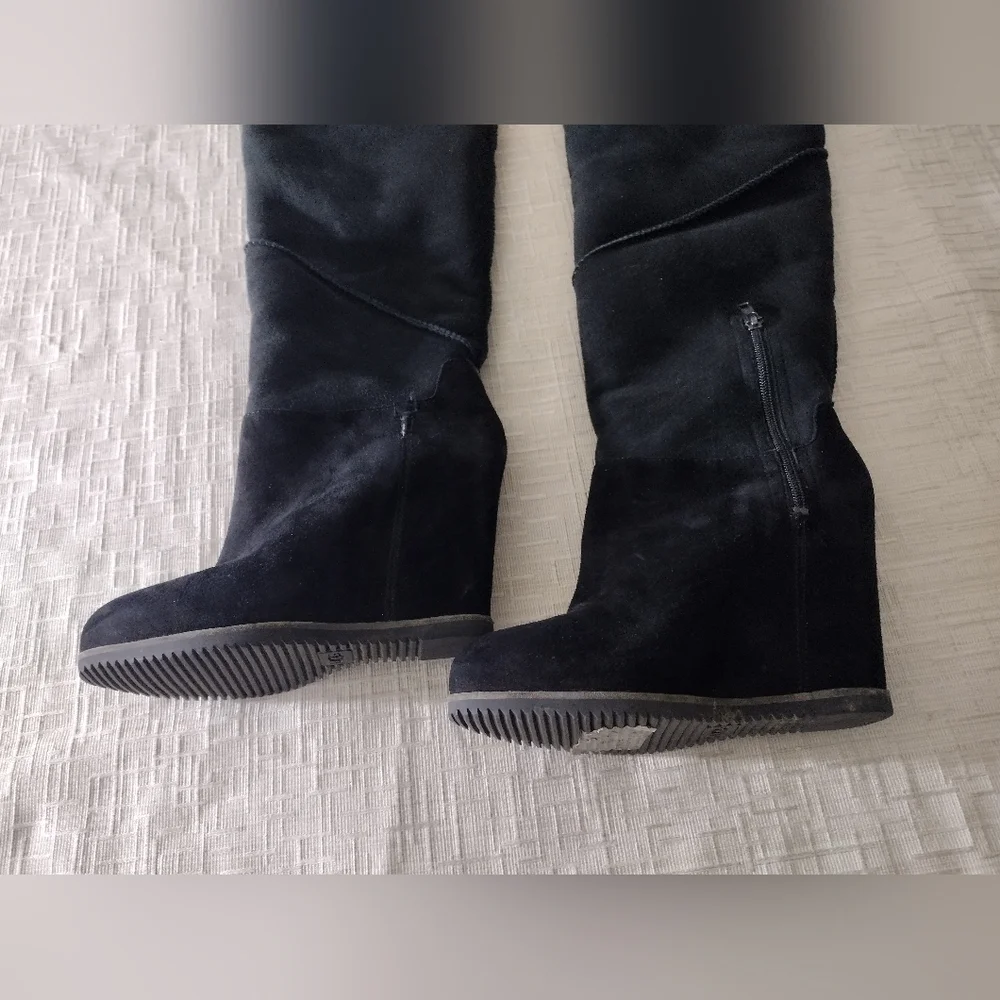 UGG classic mondri